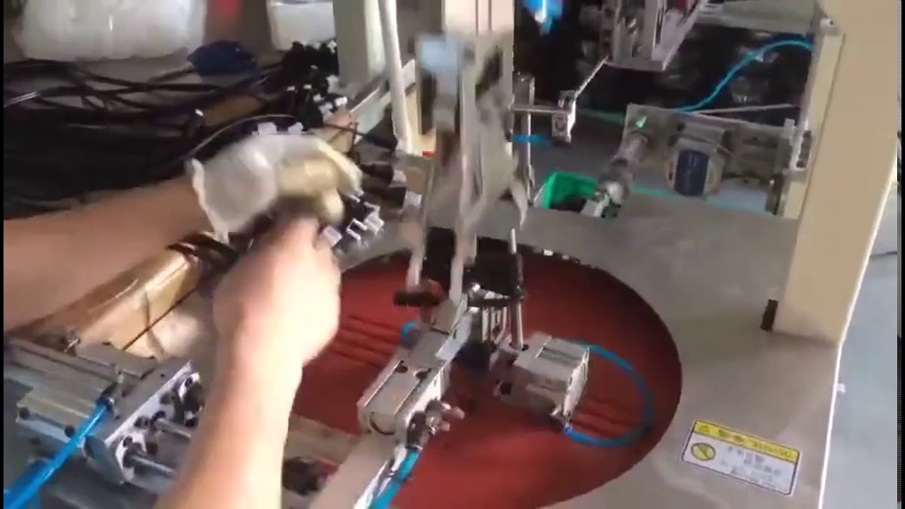 高速自動8字形繞線捆紮機 WPM 81B - 專為粗線設計，提升效率