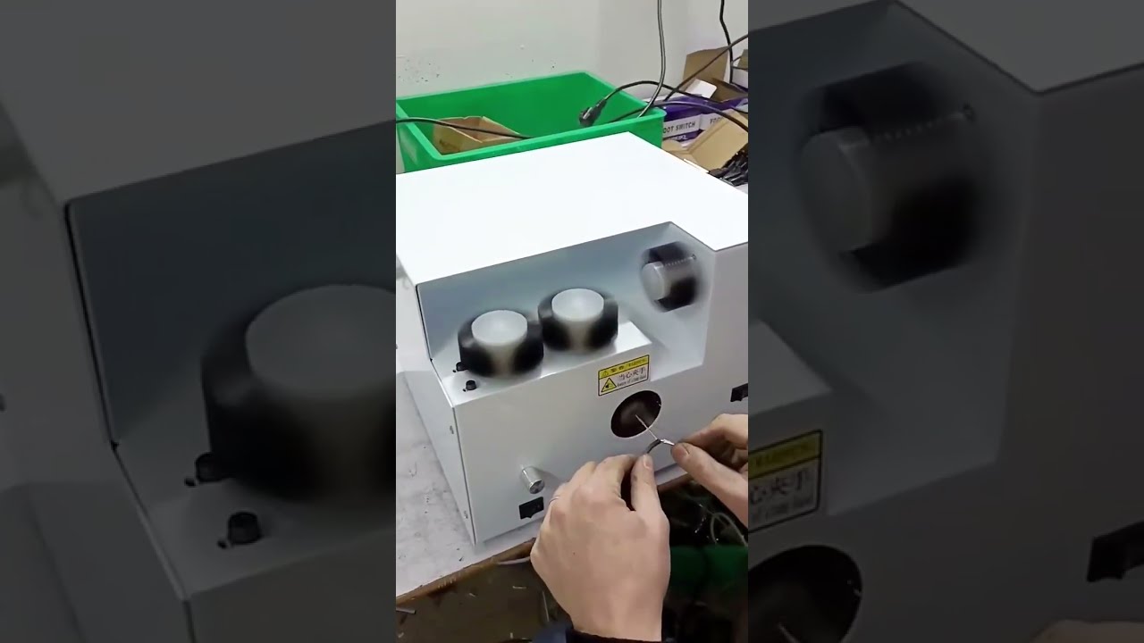三刷式電線扭線機實際運作實拍 #機器 #電纜剝線機 #工廠