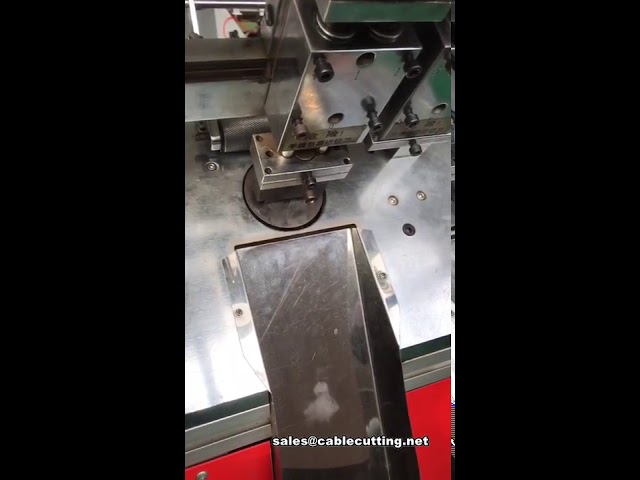 超音波安全帶與角膠帶裁切機｜高效精密工業裁切解決方案