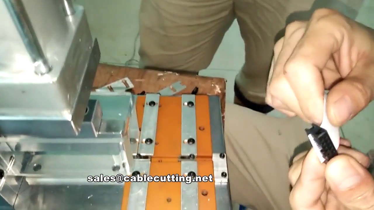 IDC連接器壓接機｜扁平排線製造設備高效運作