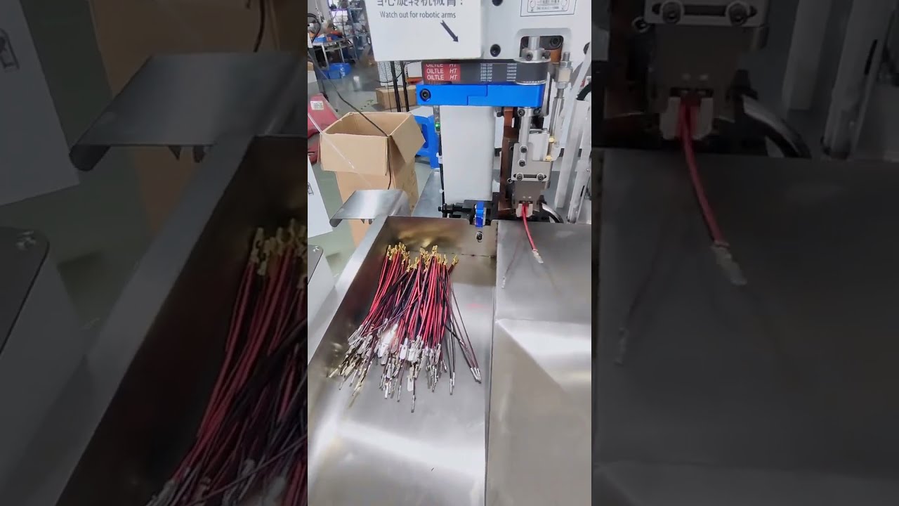 不同尺寸電線的合併與壓接技術 #機器 #線材整直切斷機 #工廠