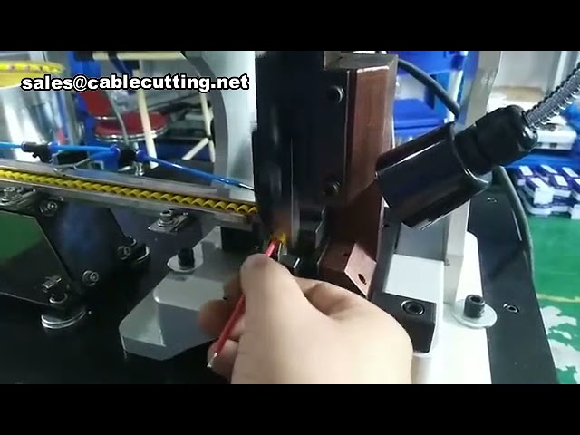 震動盤送料端子組裝機｜自動壓接線束端子機 (高效能)