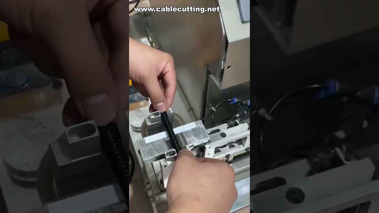 鋼絲軟管貼標機｜自黏貼標機｜標籤折疊貼標機
