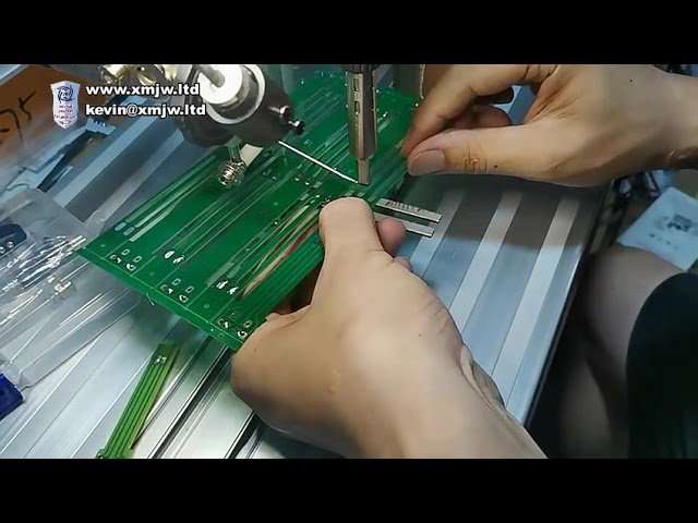 迷你喇叭焊接機｜電動電路板焊線機｜工廠自動化焊接設備