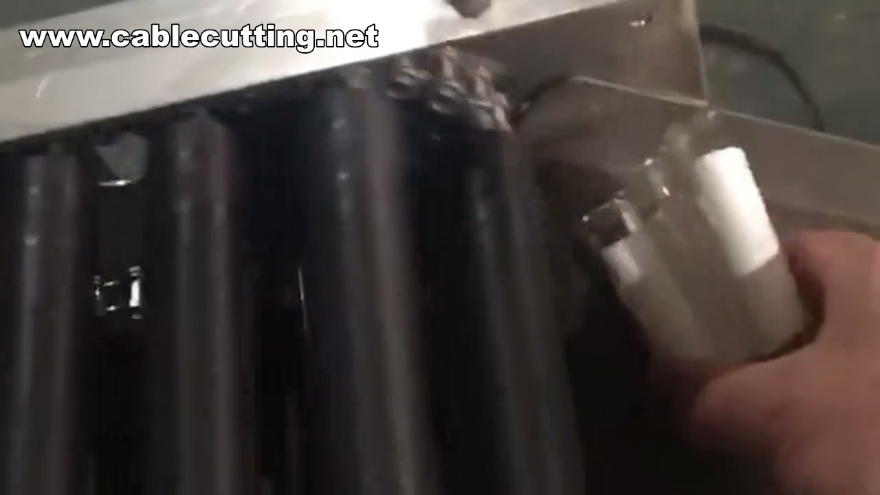 平面袋貼標機｜自動化瓶身收縮膜標籤機｜小型瓶貼標機推薦