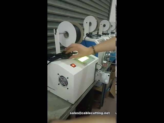 新型自動鐵絲綑紮機 – 高效工業綑綁解決方案