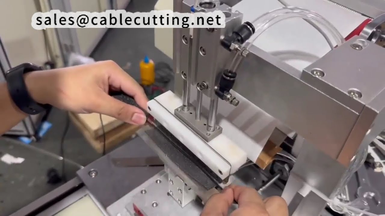 泡棉折疊貼合機｜高效自動化包裝解決方案，提升產線品質