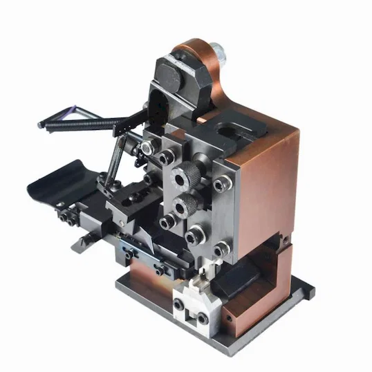 可客製化OTP壓接模座 精密模具訂製 - 端子壓接工具